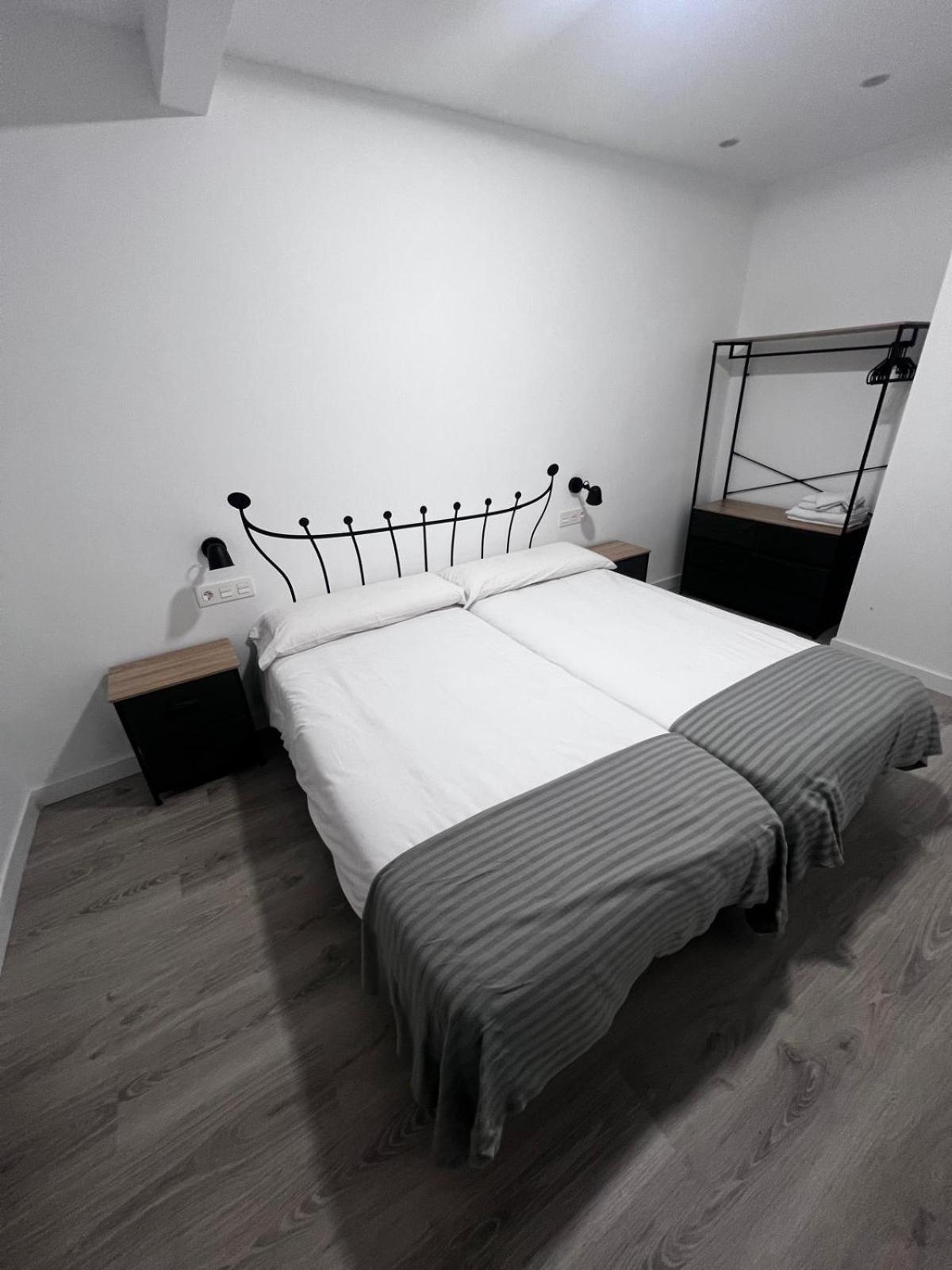 Hostal Monaco Valladolid Dış mekan fotoğraf